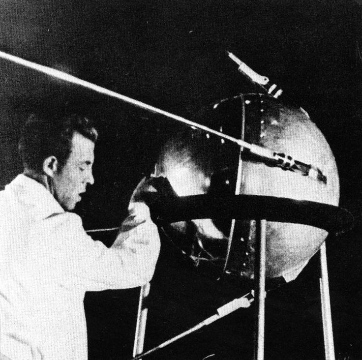 Sputnik 1 - The First Artificial Satellite Sputnik 1 - The First Artificial Satellite
